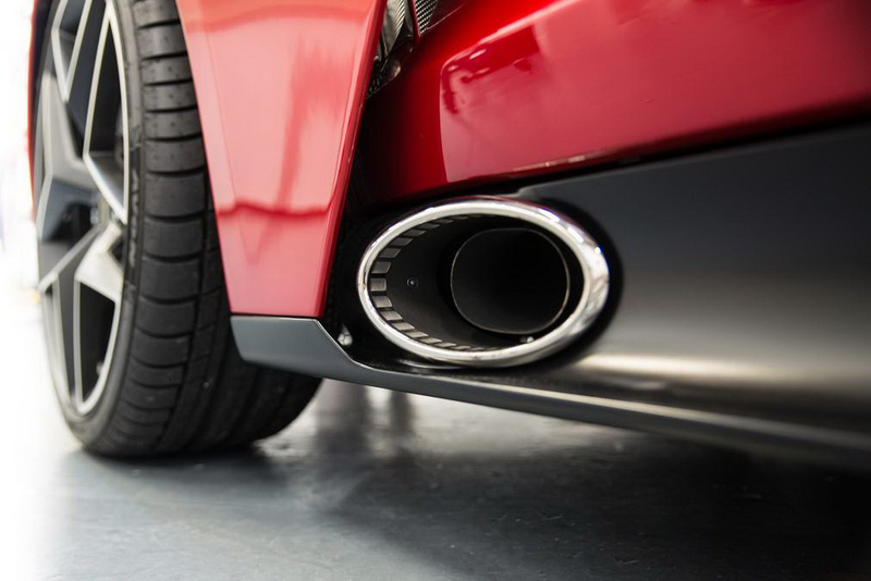 Illustration for article titled The TVR Griffith Is Finally Back With A 500 HP V8 And A Manual Gearbox